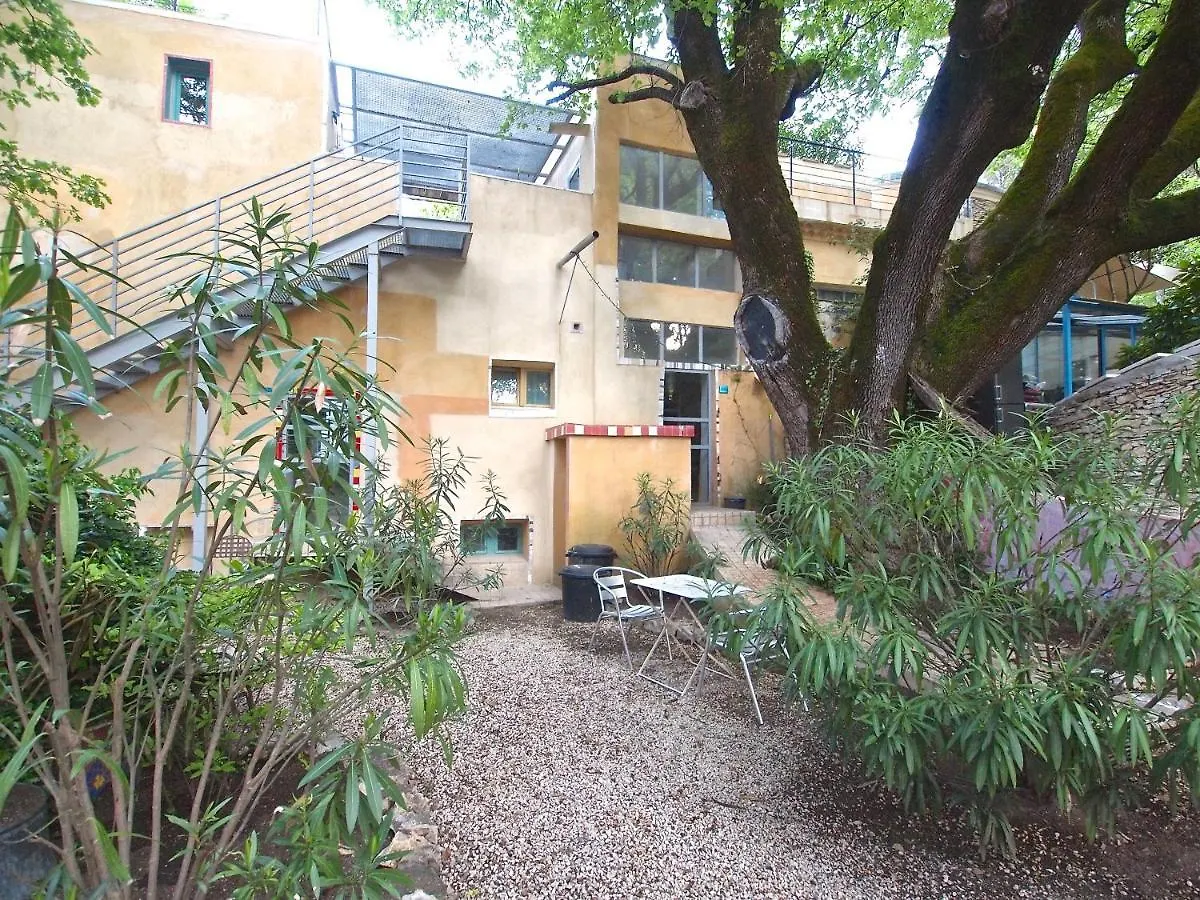 Le Quinquerlet Villa Apt 0*,